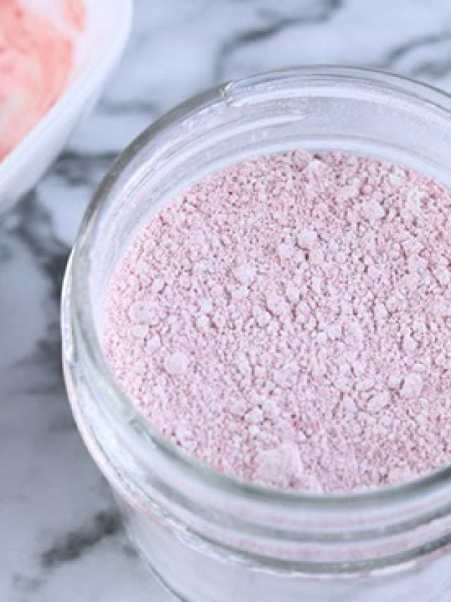strawberryclayfacemask7
